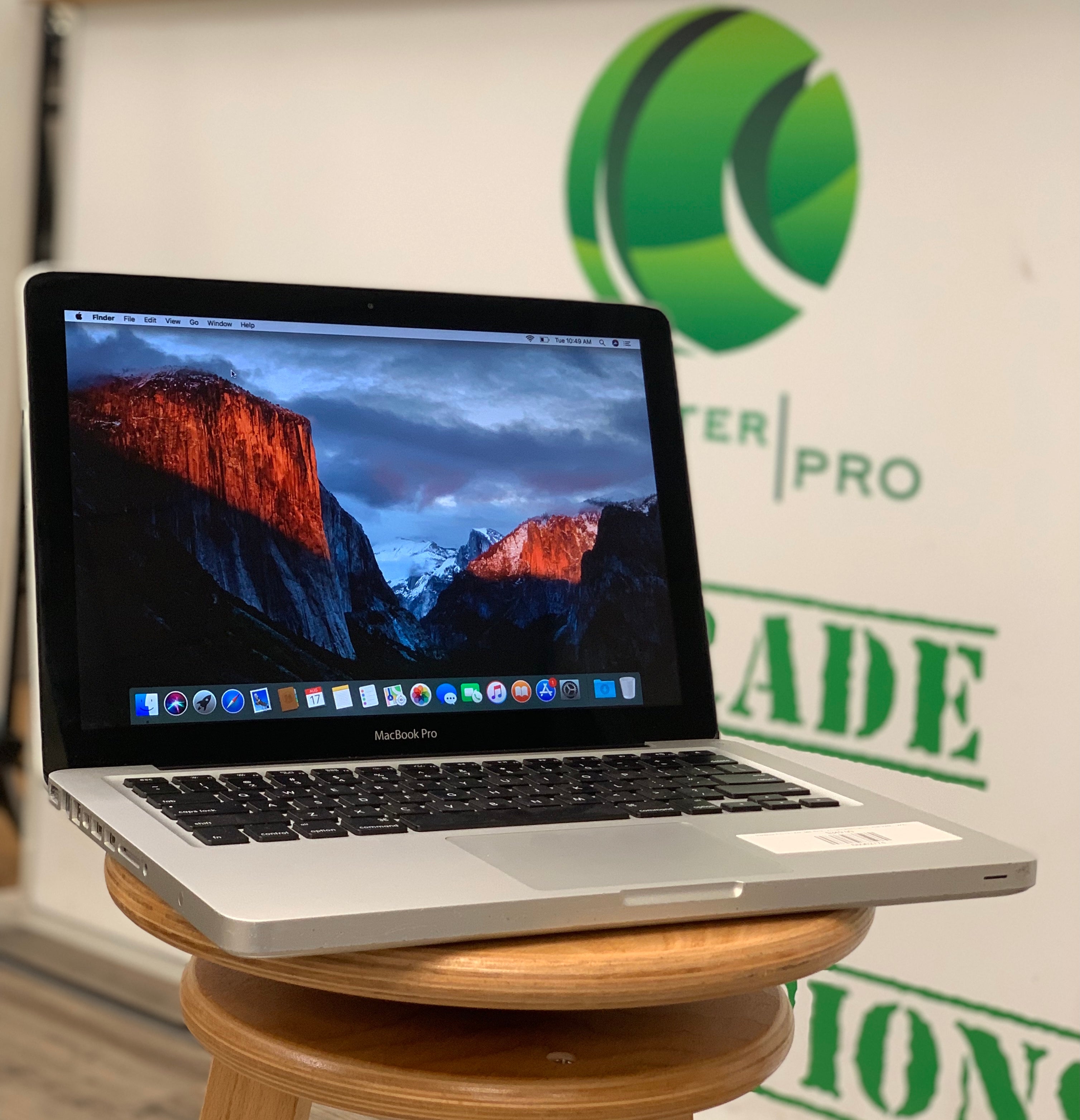 MacBook Pro 13-inch Mid 2012 - 2.5 GHz Dual Core Intel Core i5 - 8