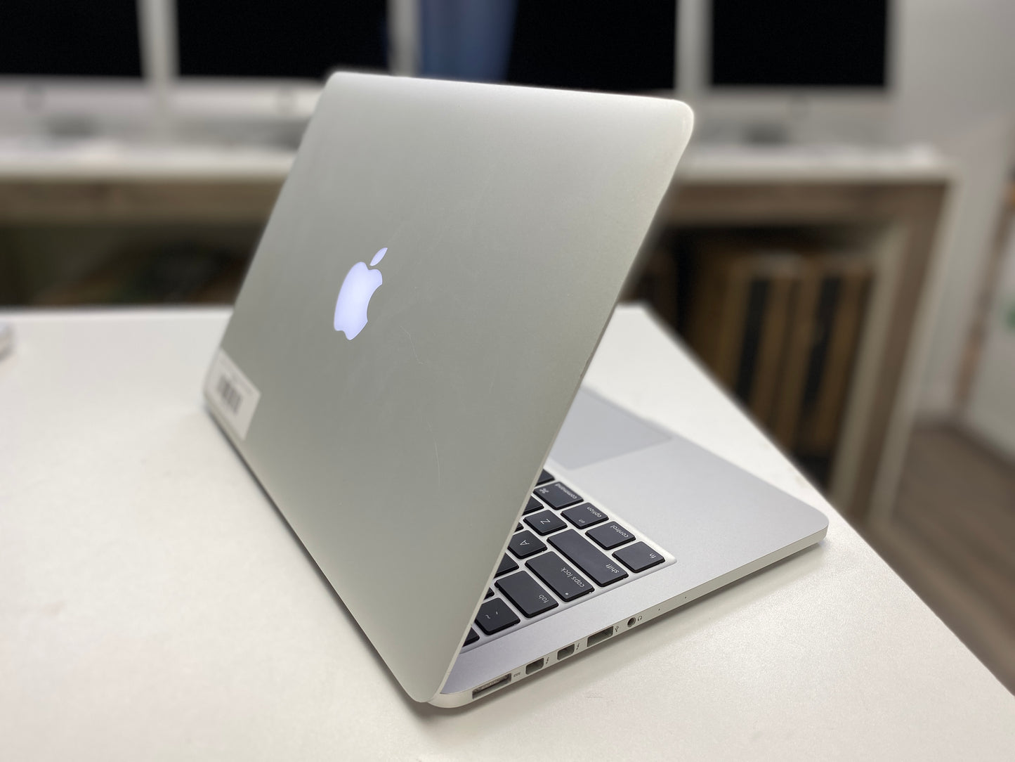 MacBook Pro 13-Inch "Core i5" 2.6 Mid-2014 	2.6 GHz Core i5 (I5-4278U)